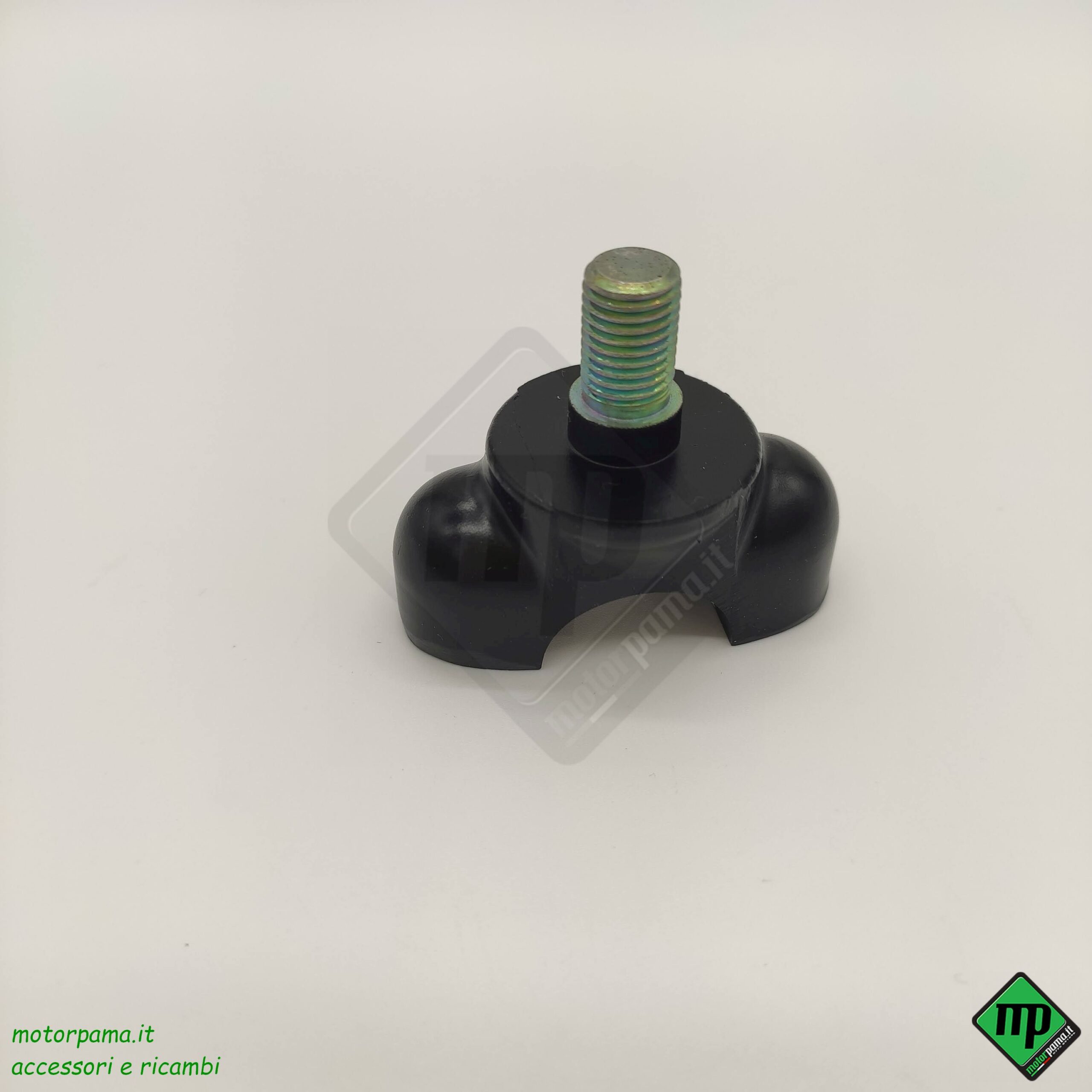 Supporto inferiore manubrio Kymco MXU, MXER, MAXXER - immagine 2