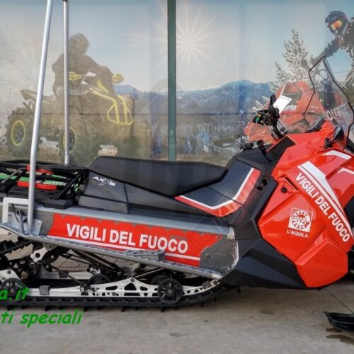 Motoslitta polaris Titan Touring 800 cc allestimento speciale da soccorso Vigili Del Fuoco
