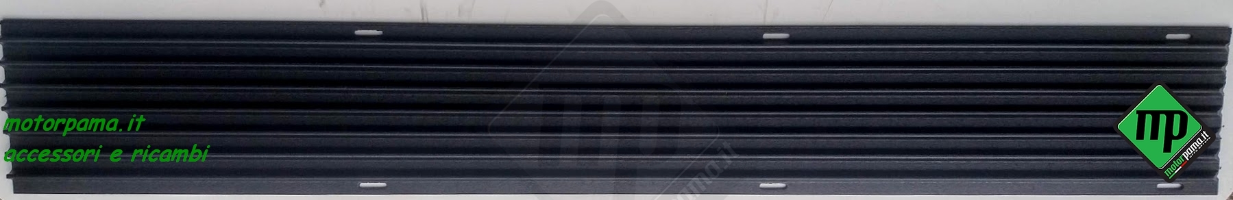 Guida antiscivolo per trasporto motoslitta su carrello 22,5 x 152 cm - immagine 3