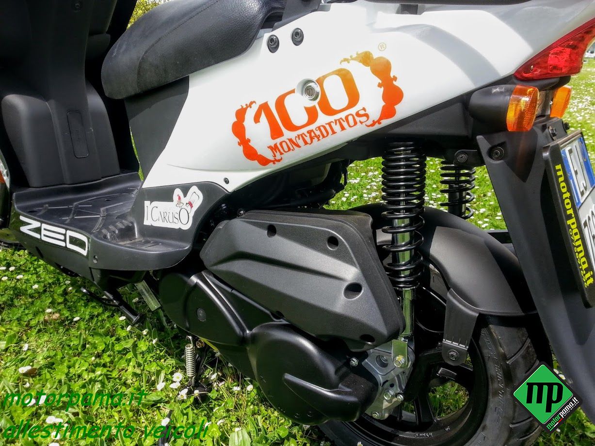 Scooter Kymco Agility Carry consegna panini pizza bevande - immagine 3