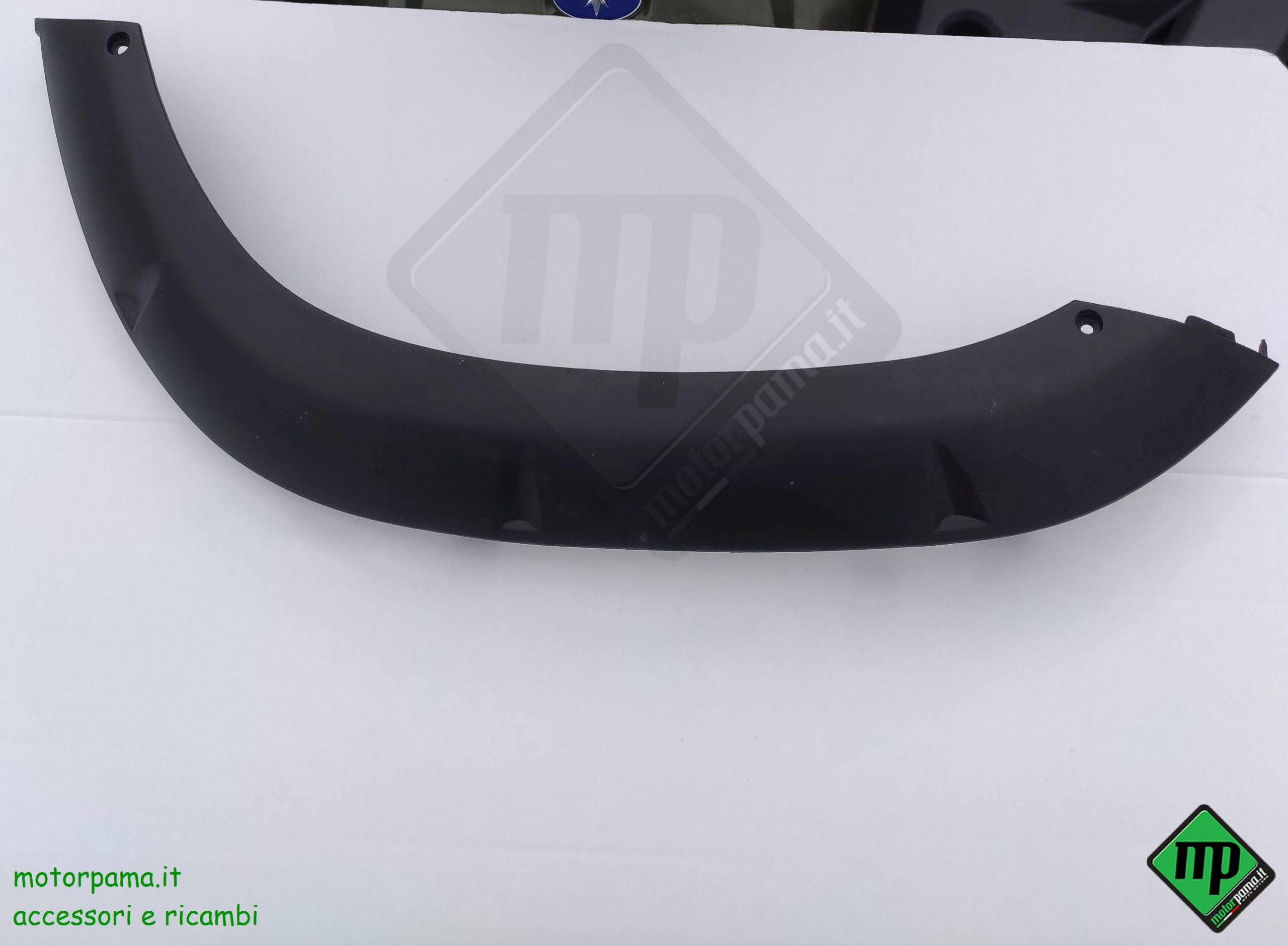 Parafango anteriore SX TGB