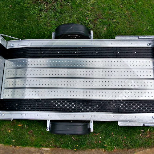 guide-antiscivolo-per-pianale-rimorchio-carrello-2.jpg